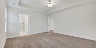 4 Bedroom Pet Friendly Home For Rent with Club House, Comm. Pool, & Comm Gym Access! Gallery 28