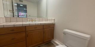 Beautiful 3-Bedroom Condo in Chatsworth! Gallery 11
