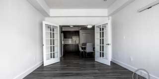 2406 Hoffman Street Gallery 10