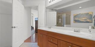 2745 1st Street Gallery 18