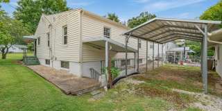 1315 East Red Bud Road Gallery 32