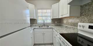 4140 Woodside Dr Gallery 1