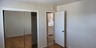 Welcome to Reeves Apartments Gallery 24
