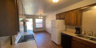 Spacious duplex in Norman available August 5 Gallery 5