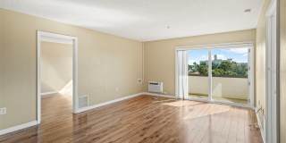 406 S CEDAR AVENUE Gallery 9