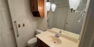312 S 11th Place Gallery 12