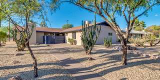 4 Bedroom, 3 Baths, includes 2 Master Suites Just 1-Mile from ASU Gallery 4
