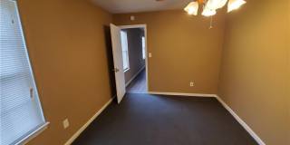 1536 W 40th Street Gallery 30