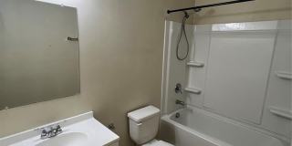 1201 Harrill Street Gallery 5