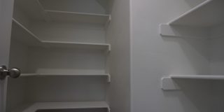 Layton Townhome 3 Bed 2.5 Bath Gallery 14