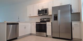 3230 Skyline Loop Gallery 1