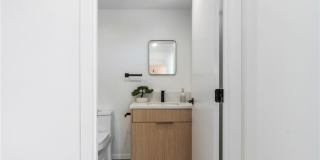 2515 Alsace Avenue Gallery 3