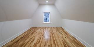 55 Channing Street unit: 3 Gallery 8