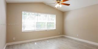 10837 NW 46th Dr Gallery 11