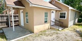 *COMING SOON* Cozy 2/2 Rental Just Minutes from Downtown! Gallery 1