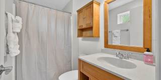 221 13TH AVENUE NE Gallery 33