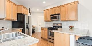 Absolutely Charming 3-Bed 2.5-Bath Home with One Car Garage! Gallery 7