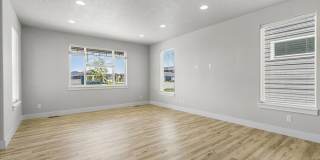 Perfectly designed 5-bedroom, 3-bath single family home Gallery 13