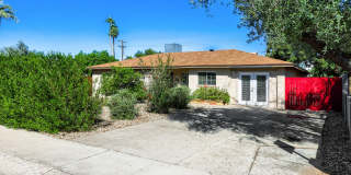 Spacious 4 bedroom house near Arcadia! Available NOW! Gallery 1