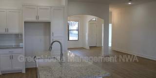 1574 N Pershing St Gallery 8