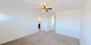 Beautiful 3 Bedroom Home in Montecito Estates area on Albuquerque's Westside. Refrigerated Air! Open Layout Gallery 22