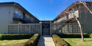 625 N. Commerce Street Gallery 1