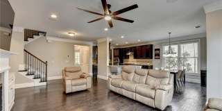 11653 Parkside Avenue Gallery 21