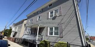 132 Hall St Gallery 17