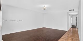 9920 NW 68th Pl Gallery 5