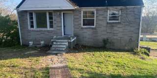 2229 Maplecrest Drive Gallery 1