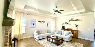1215 Desert Rose Drive Gallery 1