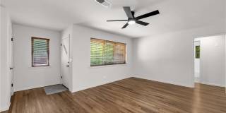 1414 S West Avenue Gallery 5