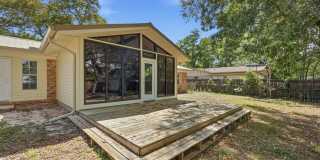 All Brick Home & Large Yard in Niceville! Gallery 7