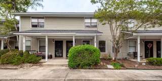 2 Bedroom, 1.5 Bathroom Townhome in Island Bluff - James Island Gallery 1