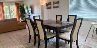 Beatifully updated Beach condo FULLY FURNISHED ANNUAL RENTAL 2/2 Gallery 15
