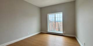 440 Hanover St. Gallery 8