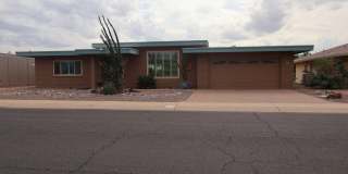 9713 W NEWPORT Drive Gallery 1