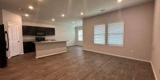 Classic Three Bedroom Two Bath Home in a Great Neighborhood Classic Three Bedroom Two Bath Home in a Great Neighborhood Gallery 11