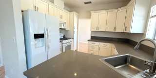 GORGEOUS 3BED/2.5BATH SINGLE FAMILY HOME Gallery 1