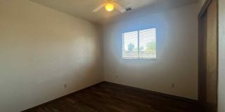 1251 West Davis Street Gallery 13
