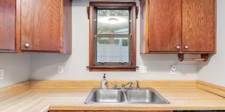 Room in 3 Bedroom Home at Sandy Creek Dr Gallery 31