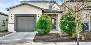 Upper Valley 2 Bedroom 2.5 Bath Gallery 1