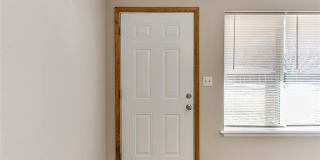 214 Thompson Drive Gallery 25