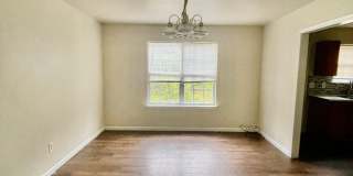 Must see 4 bedroom 2.5 bath townhouse with 1 car garage . Gallery 4