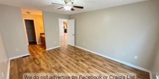 River Cliff Villas- Crooked Creek Court Gallery 6