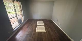 Large 3BR/2BA Home in Southern Hills Rent $1,300 / Deposit $1,100 Gallery 3