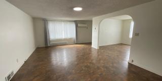 2 Bed, 1 Bath in- Downtown Ferndale Gallery 5