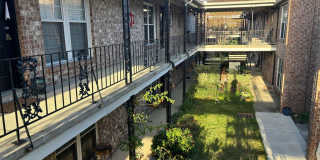 Available 10/1. FRESHLY UPDATED! Beautiful 1 BR/1BA Condo Available Now, Just Minutes from MUSC! Gallery 1
