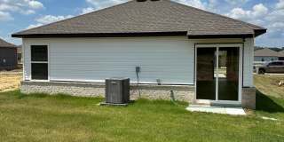 PRE-LEASING Spacious 3 Bedroom | 2 Bath Home with 2-Car Garage in North Little Rock Gallery 18