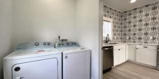 LOCATED IN HISTORIC PARKRIDGE!! Gallery 7